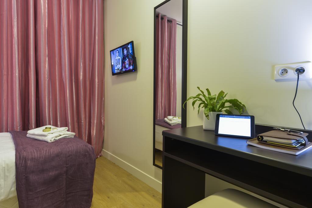 Hotel Du Quai De Seine Paris Phòng bức ảnh
