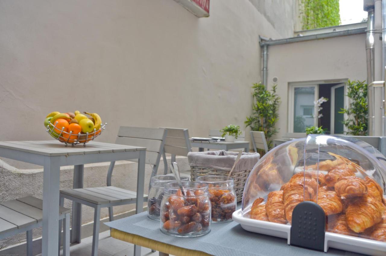 Hotel Du Quai De Seine Paris Ngoại thất bức ảnh